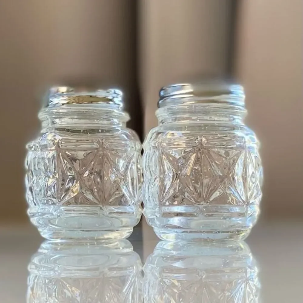 Vintage Anchor Hocking Pressed Glass Star Pattern Salt and Pepper Shakers